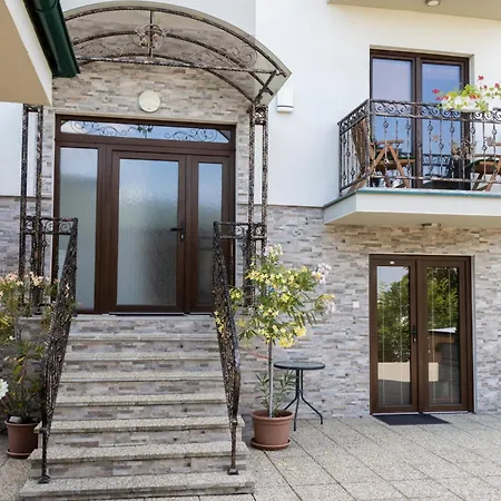 Via Vitis Apartmán Podhájska